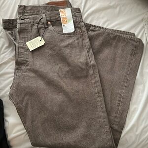 NWT never worn Levi’s 501 jeans